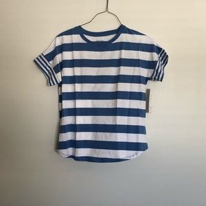 Blue and white stripped tee